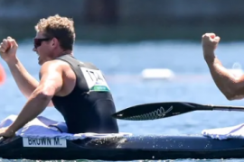 新西兰男桨手在世界杯帆船赛上表现出色
